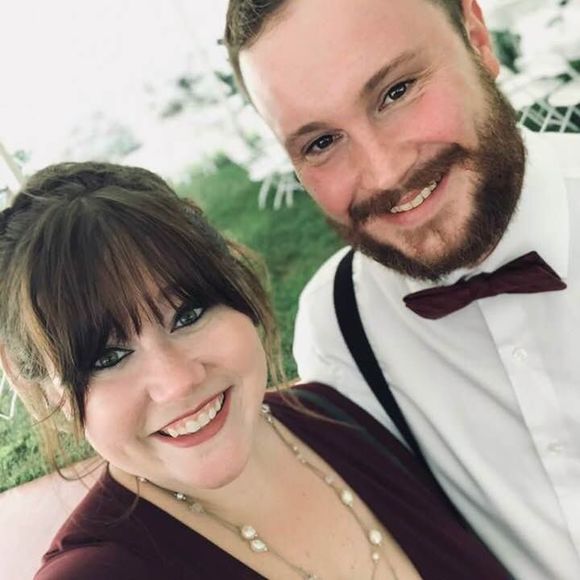 Meet your Posher, Tracy - Picture 1 of 1